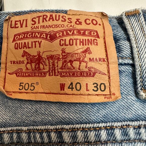 LEVIS 505, 40x30 Regular fit, Blue Light fade 90s Vintage *Clean - Picture 3 of 10